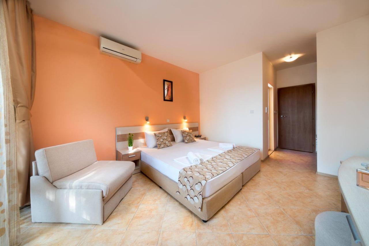 Aurelia Beach Complex Ravda Luaran gambar