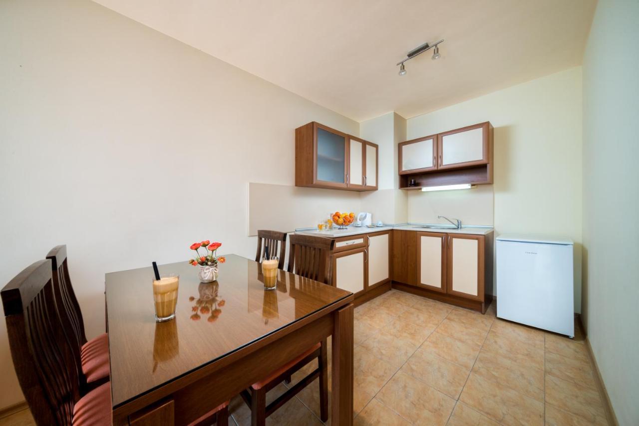 Aurelia Beach Complex Ravda Luaran gambar